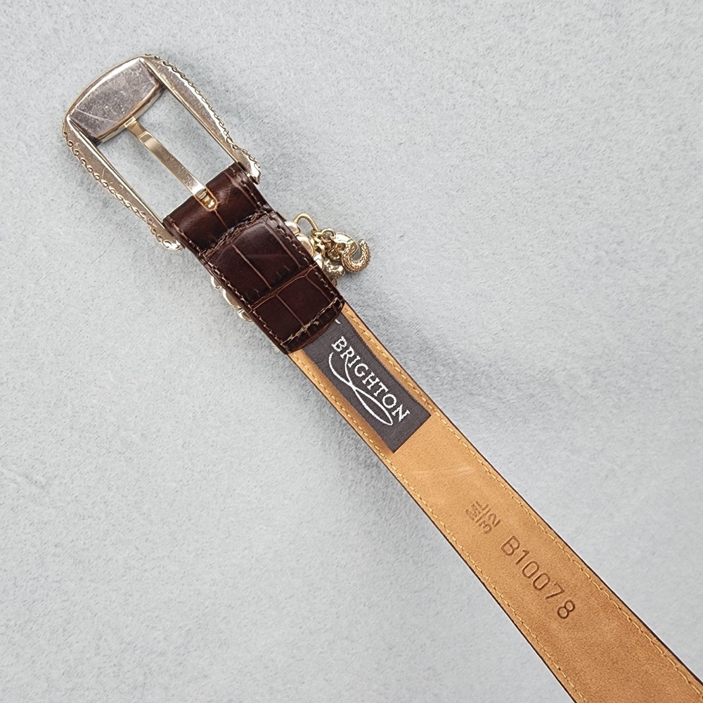 Brighton Belt Womens Medium L 32 Brown Croc Embossed Leather Charm Silver Buckle - Picture 2 of 8